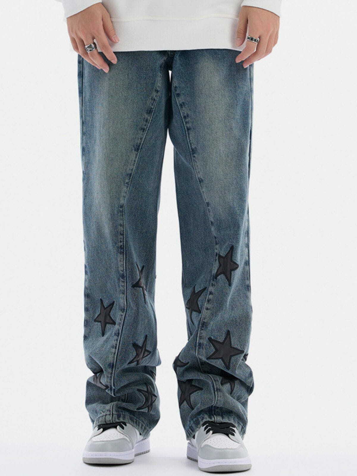 Star Sticker Jeans: Y2K Fashion Meets Grunge Aesthetic for Trendy Outfits